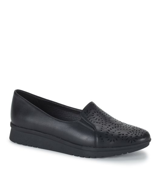 Amry Slip On Loafer Women Baretraps Order Black Flats & Loafers